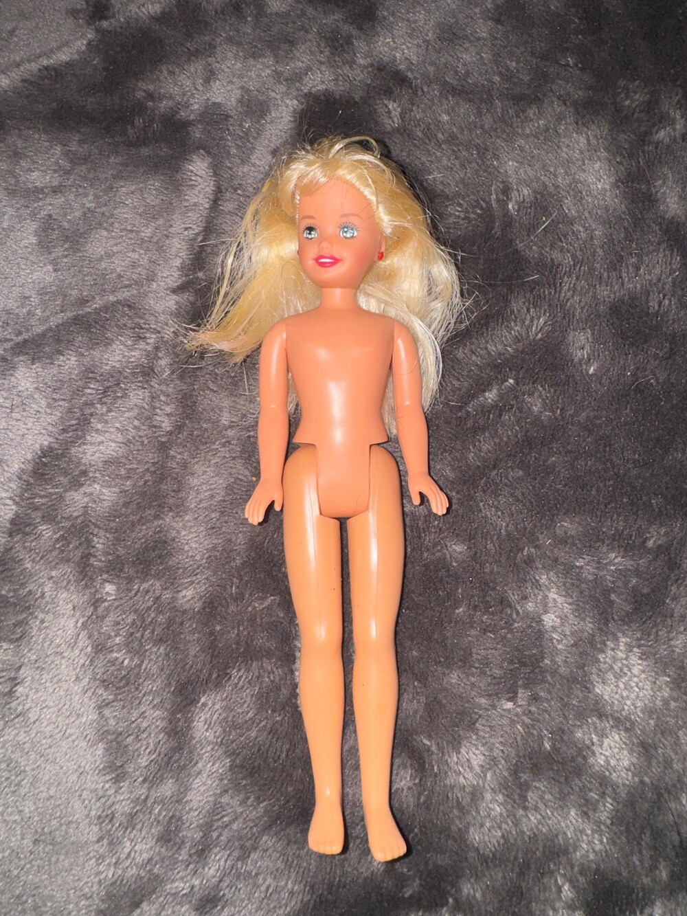 Vintage Barbies sister Stacie doll with Green Eyes and Red Earrings